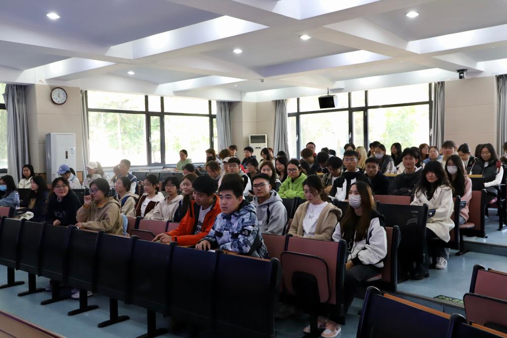 图示, 示意图
中度可信度描述已自动生成:ver1